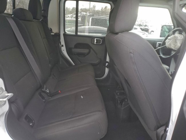 Salvage 2022 Jeep Gladiator Sport in White