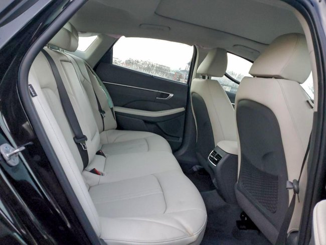 Salvage 2025 Hyundai Sonata Hybrid in Black