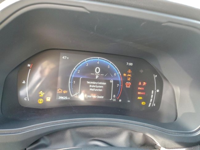 Salvage 2024 Toyota Grand Highlander Xle in Blue