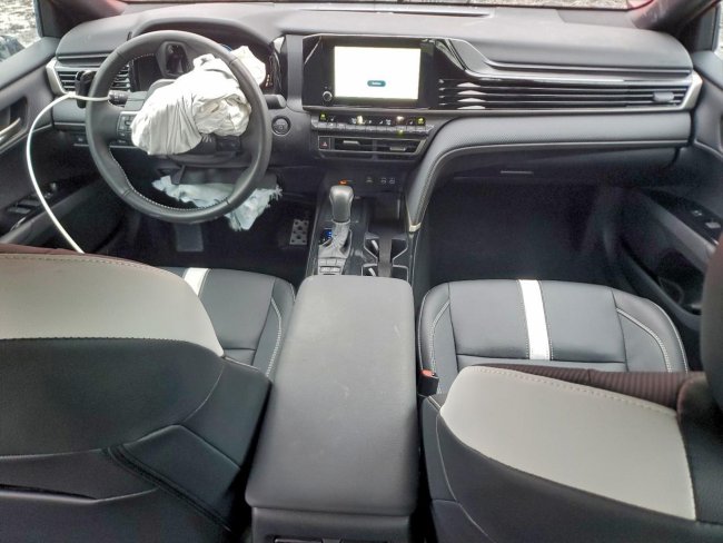 Salvage 2025 Toyota Camry Xse in Burgundy