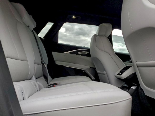 Salvage 2024 Cadillac Lyriq  in Green