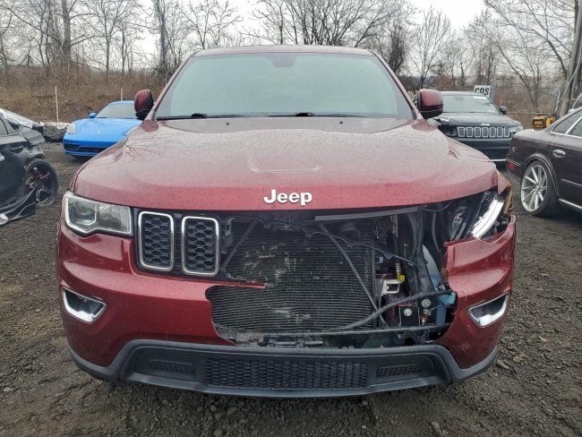 Salvage 2020 Jeep Grand Cherokee Laredo in Burgundy