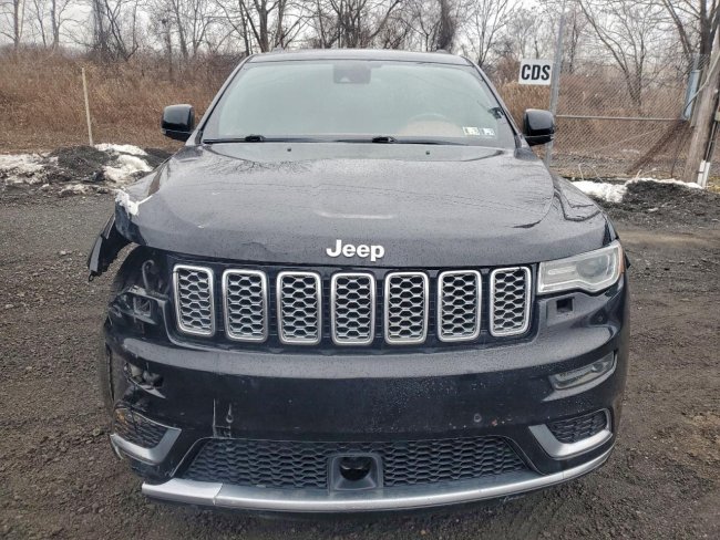 Salvage 2017 Jeep Grand Cherokee Summit in Black