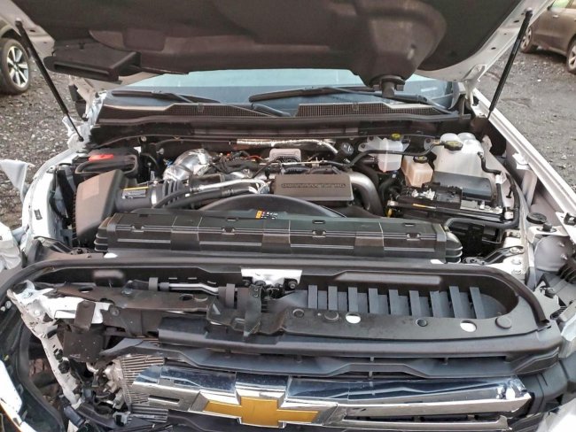 Salvage 2025 Chevrolet Silverado  in White