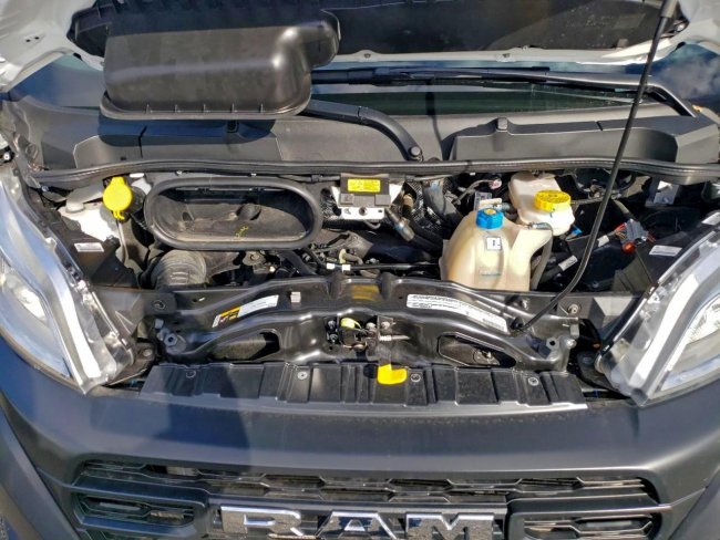 Salvage 2025 Ram Promaster  in White