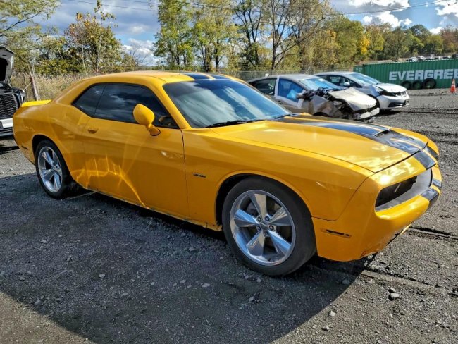 Salvage 2019 Dodge Challenger R/t in Yellow