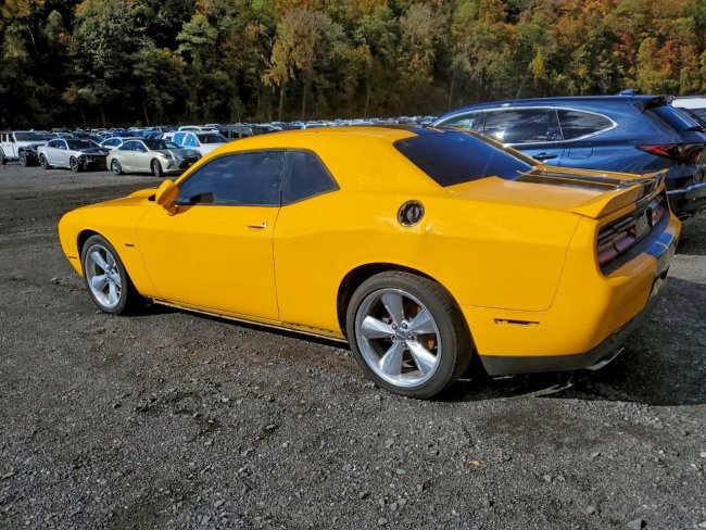 Salvage 2019 Dodge Challenger R/t in Yellow