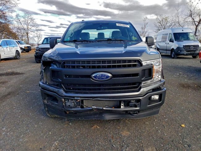 Salvage 2019 Ford F150  in Gray
