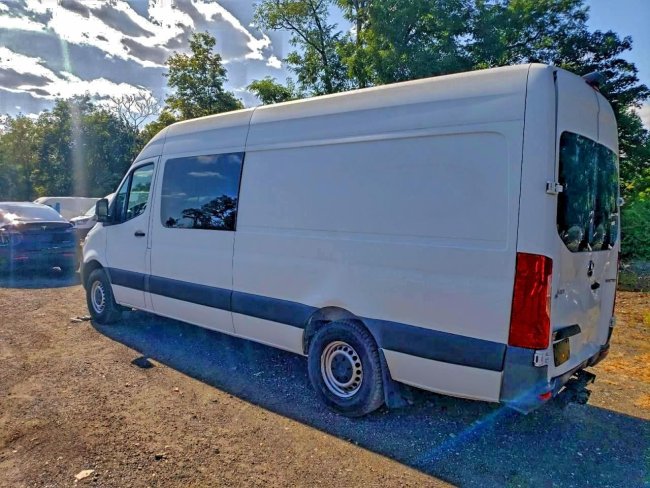 Salvage 2019 Mercedes-benz Sprinter  in Gray