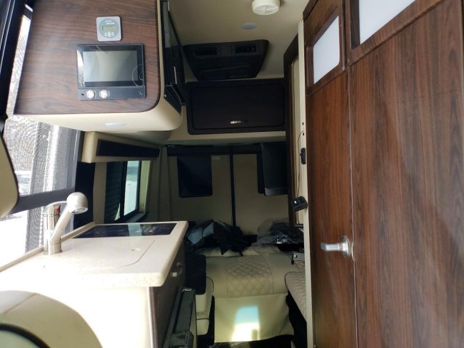 Salvage 2022 American Coach Patriot Freedom  in White