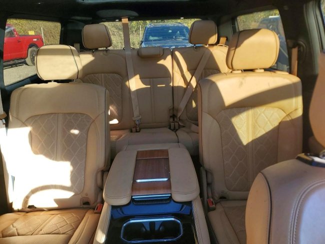 Salvage 2022 Jeep Grand Wagoneer Series Iii in White