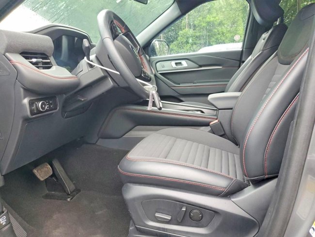 Salvage 2025 Ford Explorer St-line in Gray