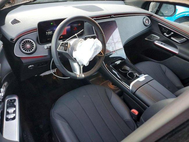 Salvage 2024 Mercedes-benz Eqe  in Blue