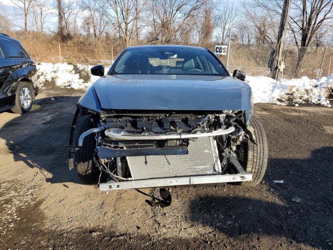 Salvage 2026 Toyota Crown Limited in Gray