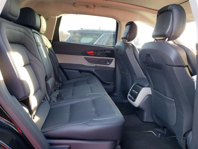 Salvage 2025 Lincoln Nautilus  in Black