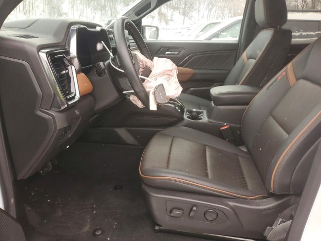 Salvage 2024 Gmc Canyon  in 