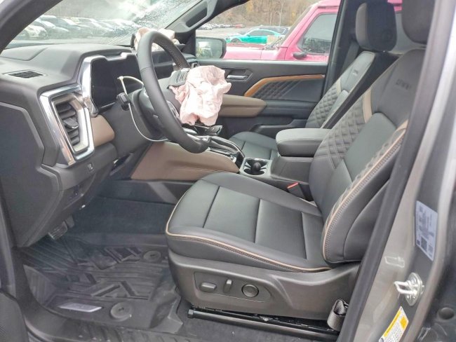 Salvage 2024 Gmc Canyon Denali in Gray