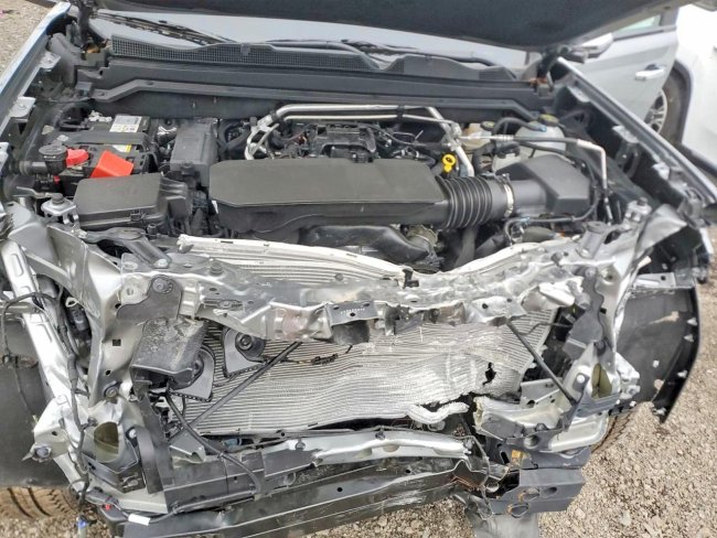 Salvage 2024 Gmc Canyon Denali in Gray