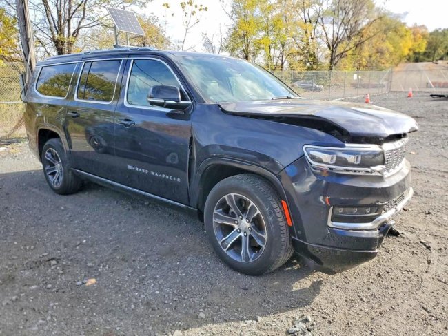 Salvage 2023 Jeep Grand Wagoneer L  in Black