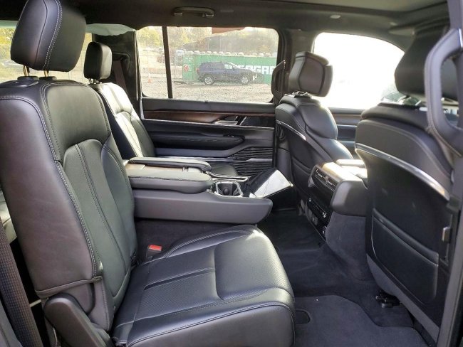 Salvage 2023 Jeep Grand Wagoneer L  in Black