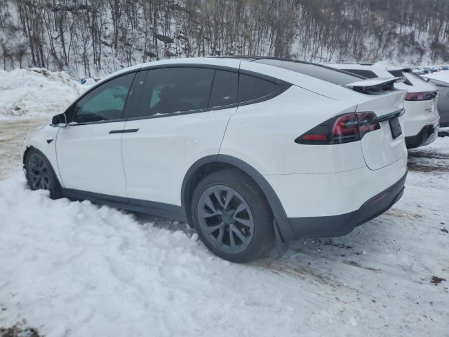 Salvage 2024 Tesla Model X  in White