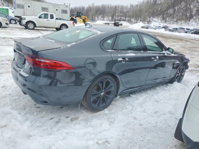 Salvage 2024 Jaguar Xf R-dynamic Se in Gray