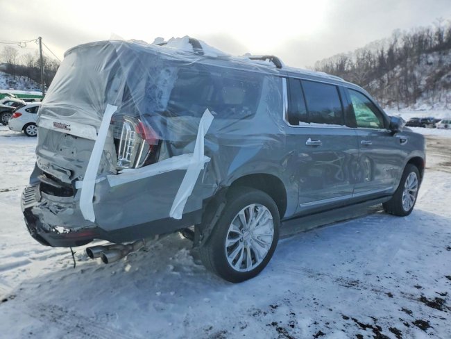 Salvage 2023 Gmc Yukon Denali in Gray