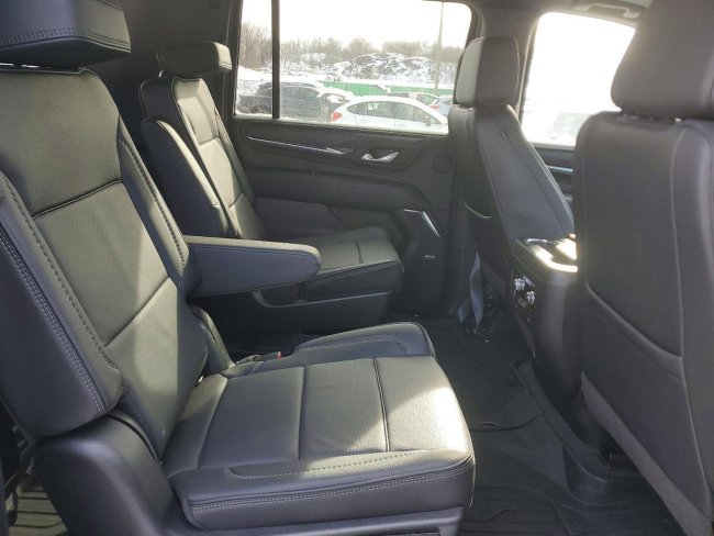 Salvage 2023 Gmc Yukon Denali in Gray