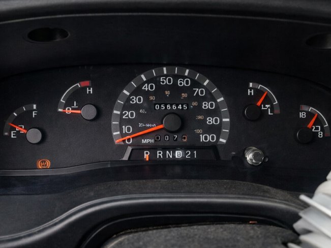 Salvage 2000 Ford Econoline 250 in Blue