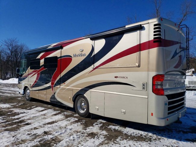Salvage 2014 Itsca Meridian  in Two Tone