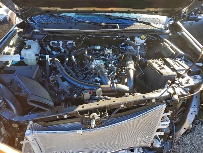 Salvage 2025 Ford Ranger Lariat in Gray