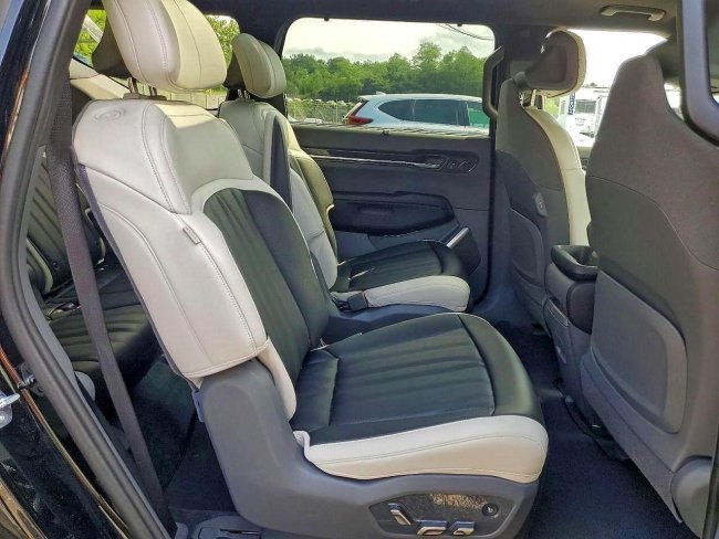 Salvage 2024 Kia Ev9 Gt Line in Black