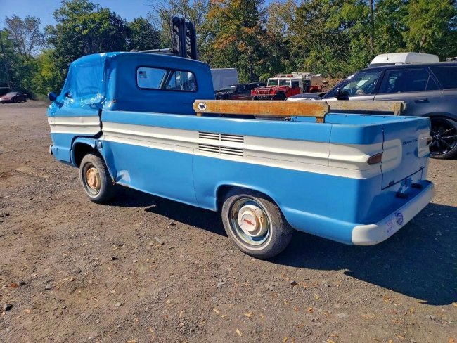 Salvage 1963 Chevrolet Corvair Pick Up in Синий