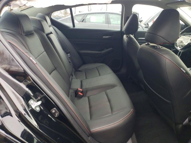 Salvage 2025 Nissan Altima Sr in Black