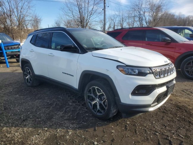 Salvage 2024 Jeep Compass Limited in White