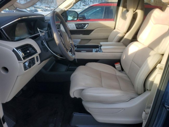 Salvage 2020 Lincoln Navigator  in Blue