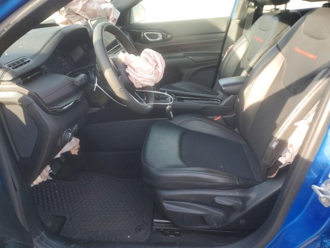 Salvage 2025 Jeep Compass Trailhawk in Blue