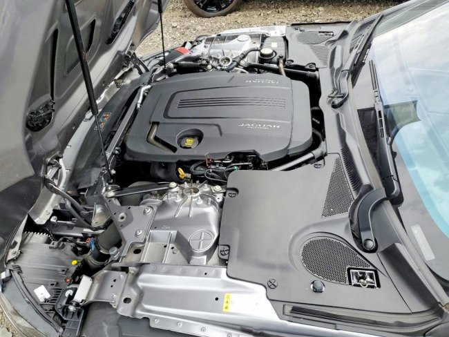 Salvage 2021 Jaguar F-type First Edition in Gray