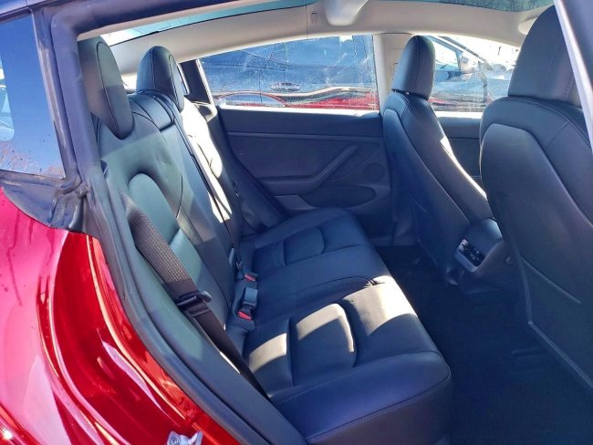 Salvage 2023 Tesla Model 3  in Red