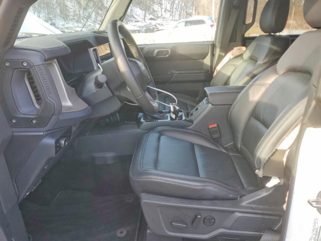 Salvage 2025 Ford Bronco Outer Banks in White