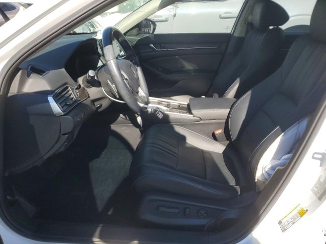 Salvage 2022 Honda Accord Touring Hybrid in White