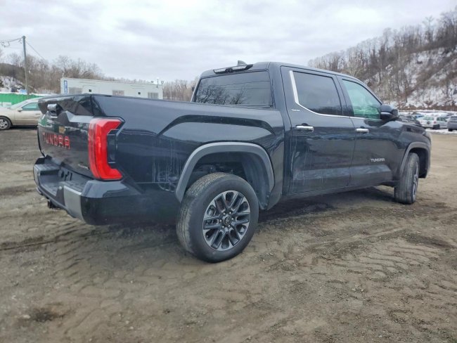 Salvage 2025 Toyota Tundra Limited in Black