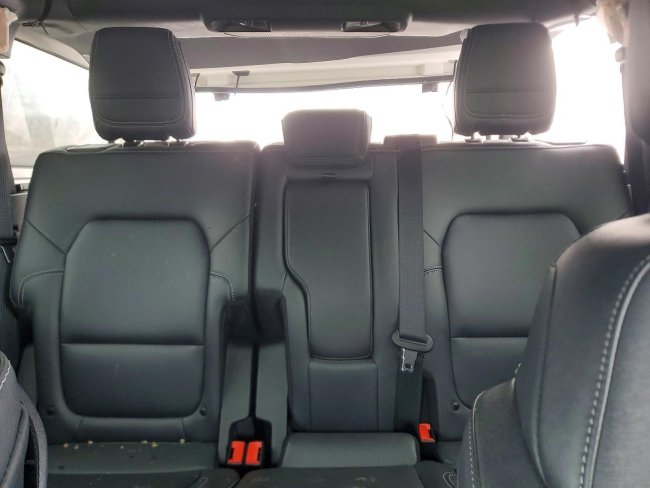 Salvage 2025 Ford Bronco Badlands in Gray