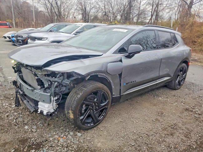 Salvage 2024 Chevrolet Equinox Rs in Gray