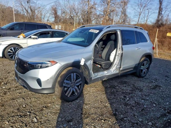 Salvage 2025 Mercedes-benz Eqb 250+ in Silver