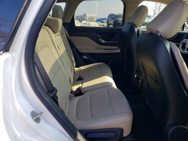 Salvage 2025 Lincoln Corsair Premiere in White