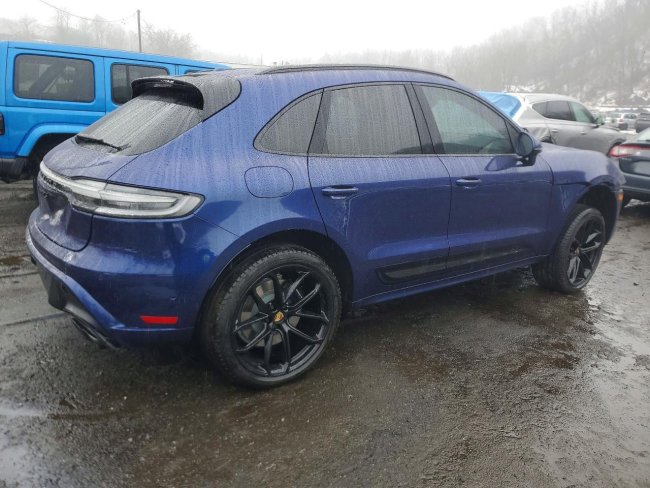 Salvage 2025 Porsche Macan Gts in Blue