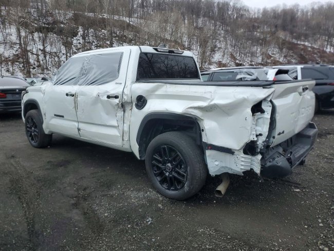 Salvage 2024 Toyota Tundra Limited in White