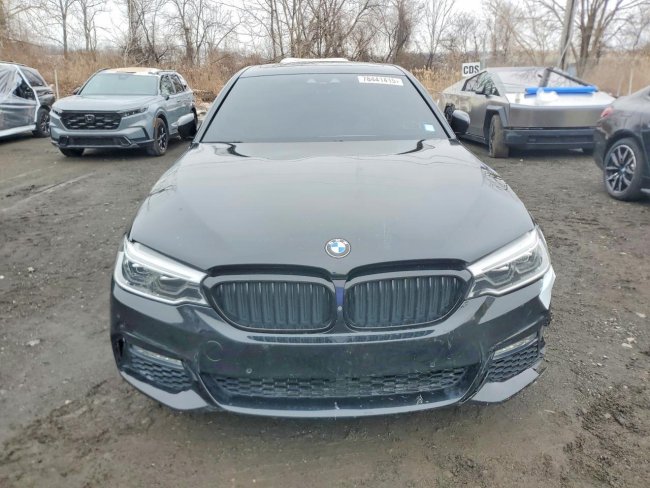 Salvage 2018 Bmw 540 Xdrive M Sport in Black