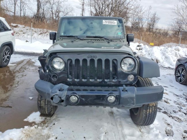 Salvage 2016 Jeep Wrangler Unlimited Sport in Green